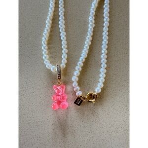 Freshwater Pearl Gummy Bear Necklace Pink Resin Pendant Gold Tone 16.5in